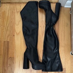 Jennifer Lopez Black Over-the-Knee Boots New Without Box size 6.5